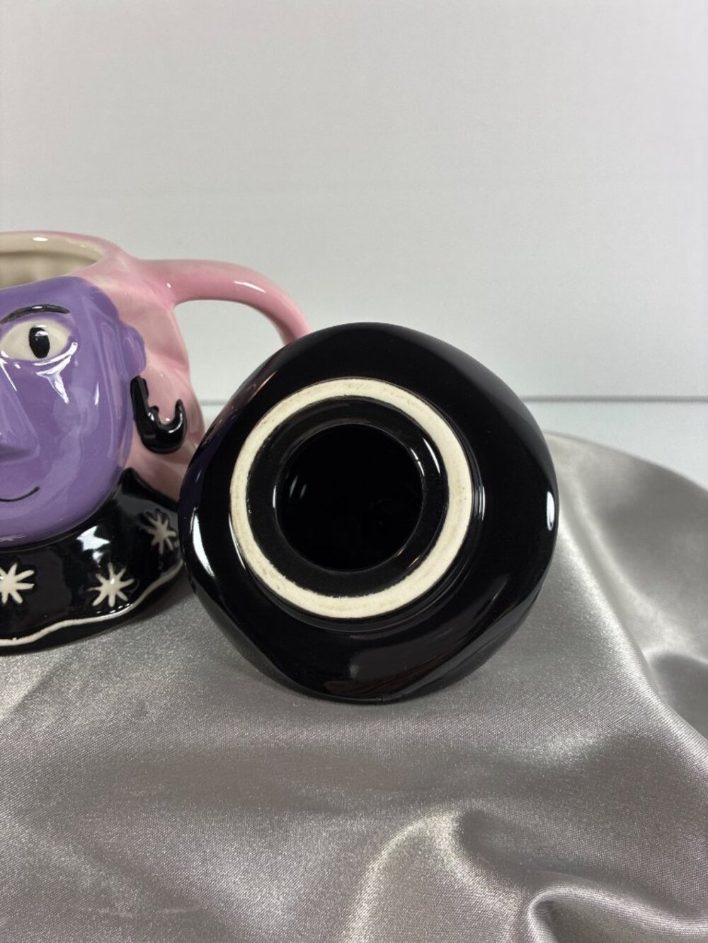 Hyde & EEK! Witch Lidded Mug Tea Cup Halloween Purple Face Hat Target New NOS - Picture 9 of 16